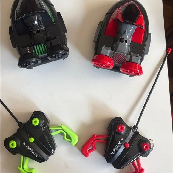 Remote Control Racing Cars with Controllers - Picture 3 of 3